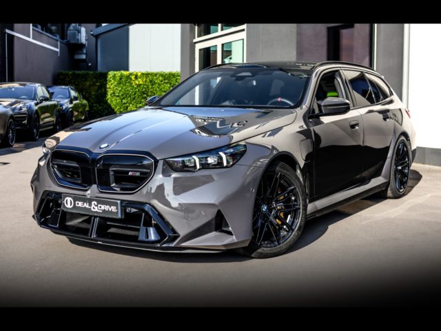 BMW M5 TOURING (G99) – BMW INDIVIDUAL GREY BLACK – PPF – IMMAT FR. - AKRAPOVIC - WARRANTY + SERVICE 02/29