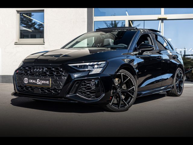 Audi RS3 SPORTBACK 2.5 TFSI QUATTRO S-TRONIC (280 KM/H) - PACK DESIGN BLACK PLUS
