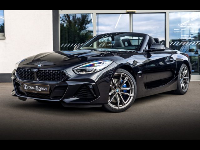 BMW Z4 M40i ROADSTER STEPRTONIC (340 CH) - BLACK SAPPHIRE