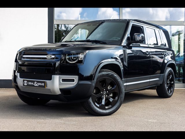 Land Rover Defender 110 D250 HARD TOP S AWD (3-SEAT VERSION) - SANTORINI BLACK - WARRANTY 09/2030