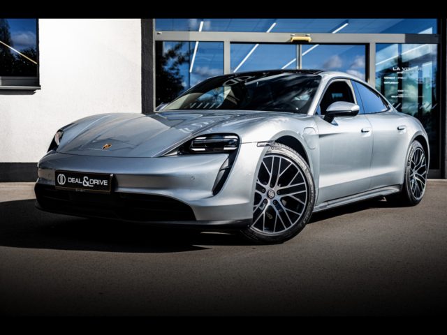 Porsche Taycan (408 CH) - DOLOMITE GREY