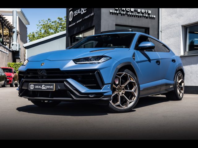 Lamborghini Urus PERFORMANTE 4.0 V8 666 CH – BLU GRIFO MATT – AD PERSONAM – AKRAPOVIC - 5yr MAINTENANCE PACK